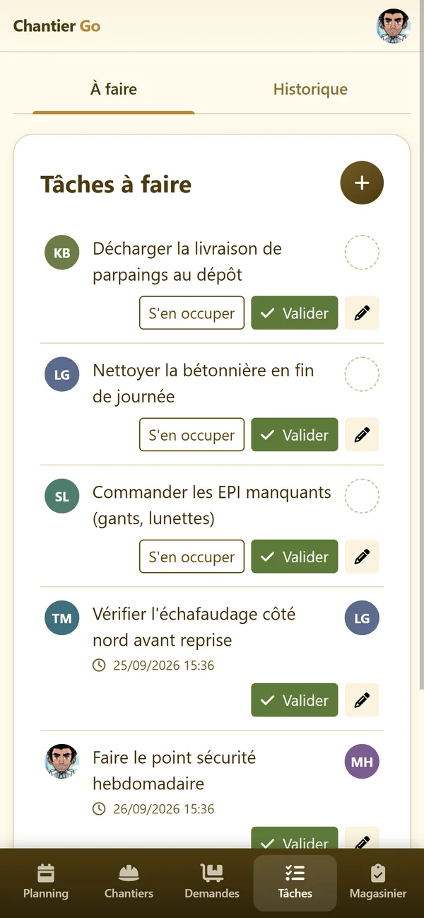 ChantierGo sur téléphone : liste des tâches à faire, avec les boutons S'en occuper et Valider.